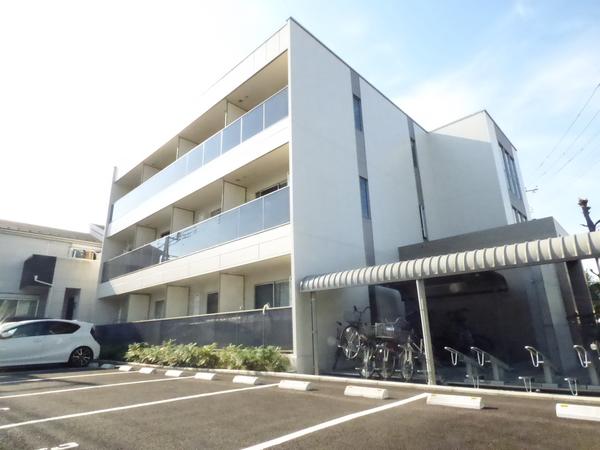 Ｌａｖｉｅｒｅ（0105） 外観