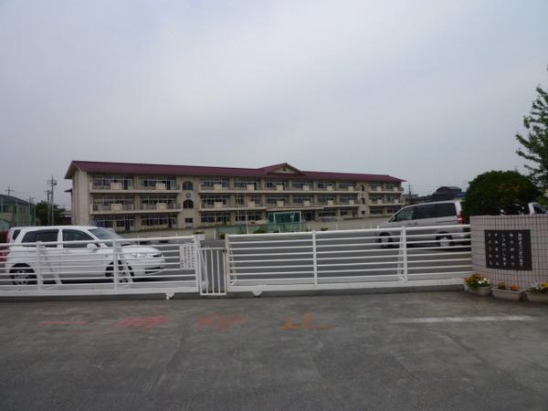 高崎市立城東小学校：1210m