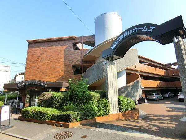三鷹駅より徒歩5分 築40年1ヶ月 3階建の賃貸物件