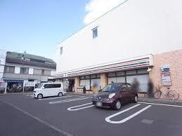 ファミリーマート樽町二丁目店：258m