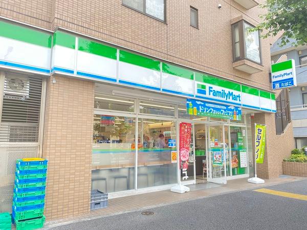 ファミリーマート杉並成田東五丁目店：158m