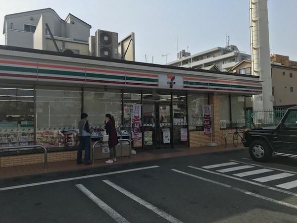 セブンイレブン世田谷成城8丁目店：116m