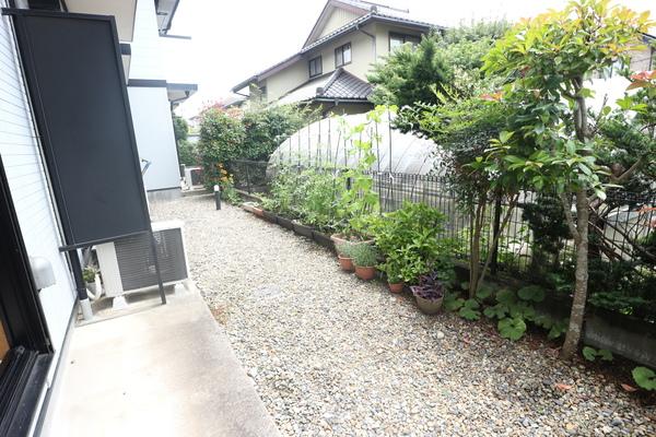 グレーシア（0101） 庭