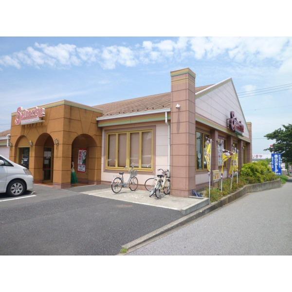 ボンベルタ成田店：1945m