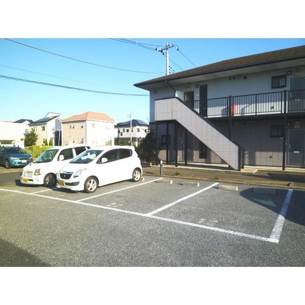 キャトルセゾン（0203） 駐車場