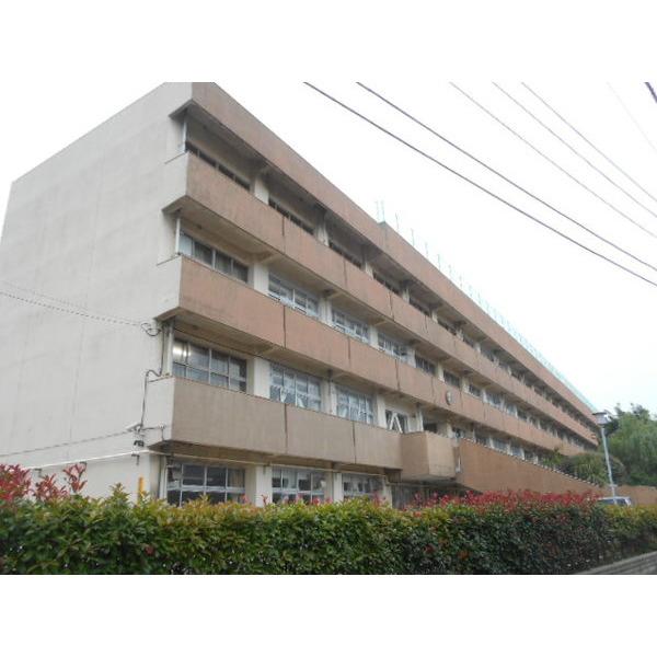 船橋市立海神小学校：476m