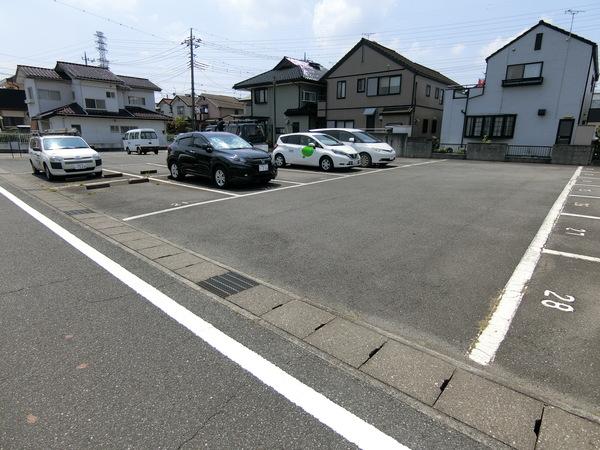 アヴァンセⅠ（0103） 駐車場