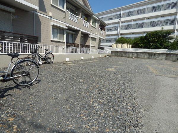 キャッスル谷塚（0202） 駐車場