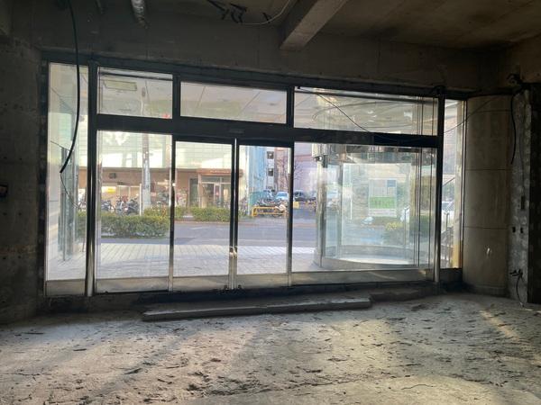 ラコール瑞江（0101） 玄関