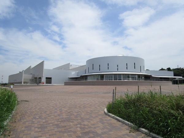 TRC八千代中央図書館・オーエン：695m