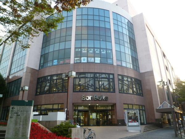 ボンベルタ成田店：3655m