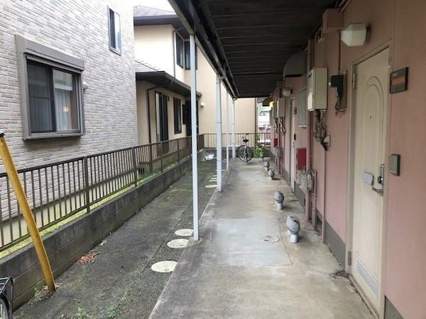 サニーフラット１号棟（0102） エントランス