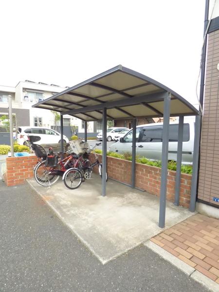 フルールメゾン（0102） 駐車場