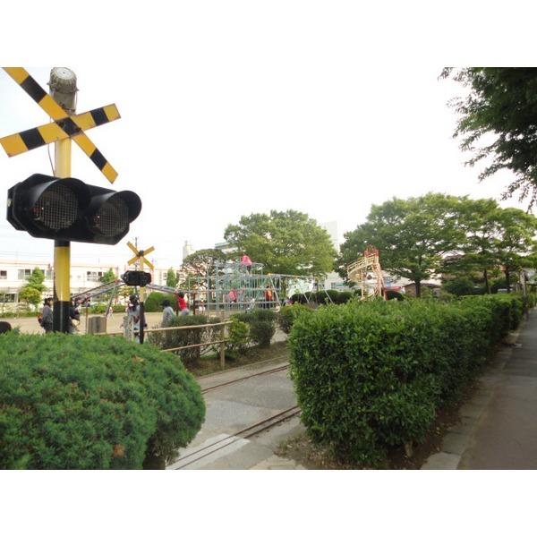 行徳駅前公園：716m