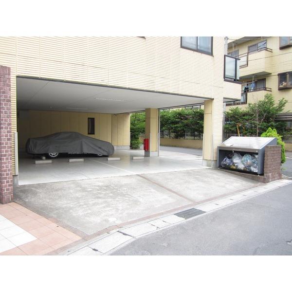 ｃｈｏｕ　ｃｈｏｕ（0103） 駐車場