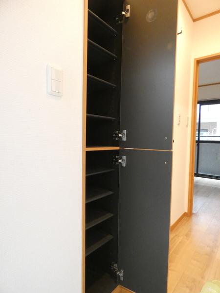 Ｐｒｅｓ　ｄｕ　ｐａｒｃ（0102） 収納
