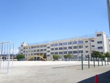 市川市立塩焼小学校：679m