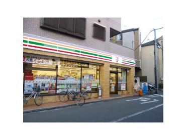 セブンイレブン横浜白幡南店：388m