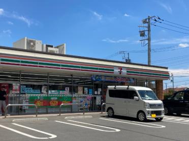 セブンイレブン練馬大泉学園通り店：209m