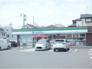 ファミリーマート鹿骨前沼橋店：551m