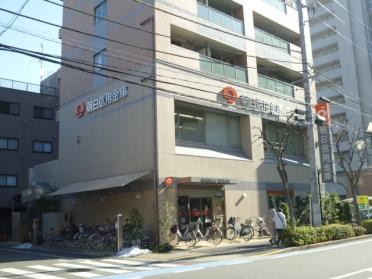 朝日信用金庫篠崎駅支店：120m