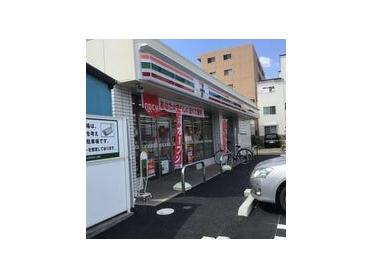 セブンイレブン足立竹ノ塚駅南店：327m