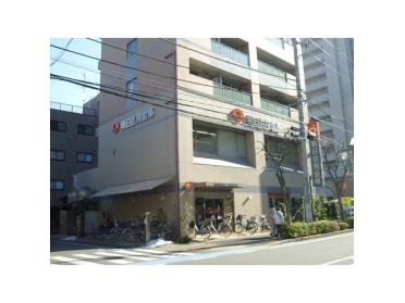 東栄信用金庫篠崎支店：296m