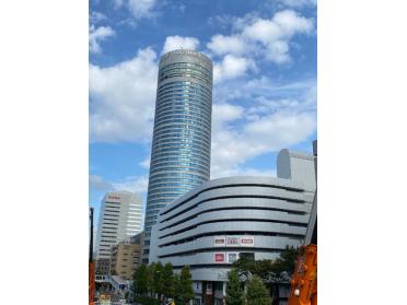 フードウェイ新横浜プリンスペペ店：560m