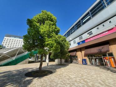 流山おおたかの森駅：262m