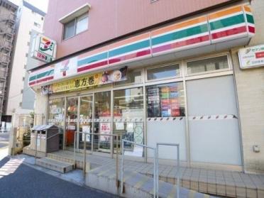 セブンイレブン北区王子神谷駅南店：166m