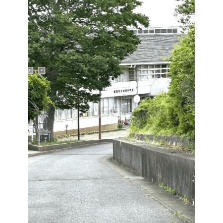 成田市立成田中学校：1401m