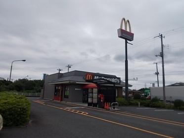 マクドナルド：370m