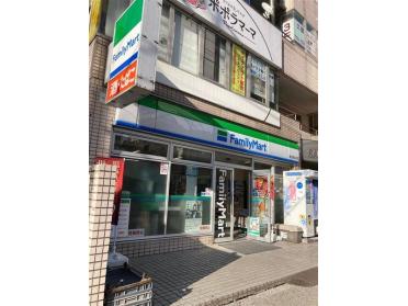 ファミリーマート瑞江駅北口店：128m