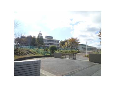 成田市立平成小学校：930m