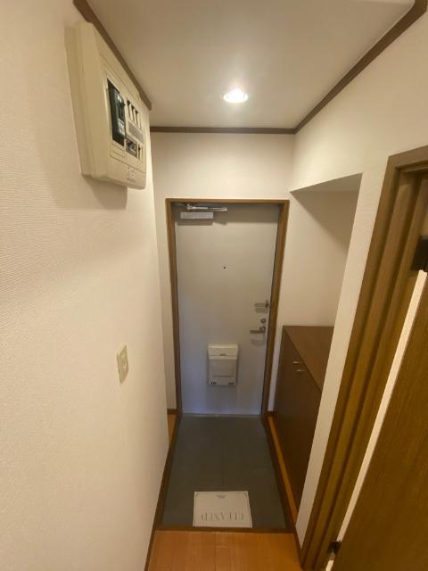 プレシャス南篠崎（0105） 玄関