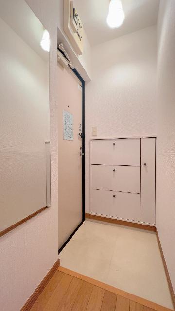 パインフィールド旗の台（0202） 玄関