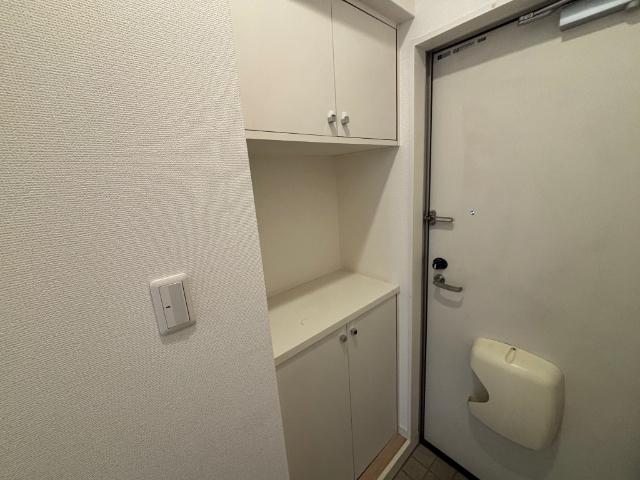 アライヴ（0305） 玄関