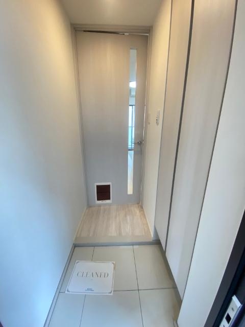 プレール・ドゥーク横濱山下町（0403） 玄関