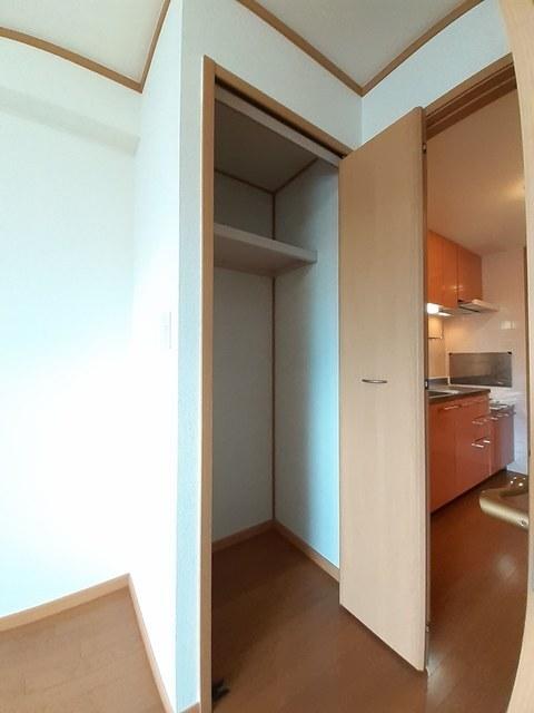 セモア中山（402） 収納