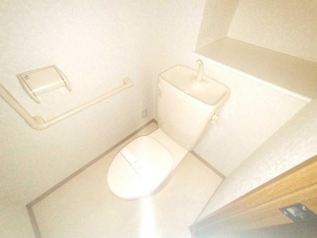 ソレイユ華（403） トイレ