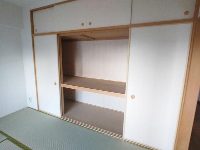 ソレイユ華（403） 収納
