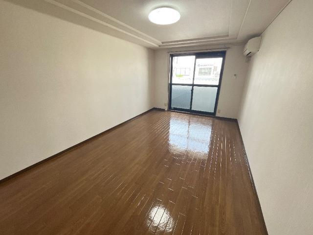 大石ビル 部屋画像