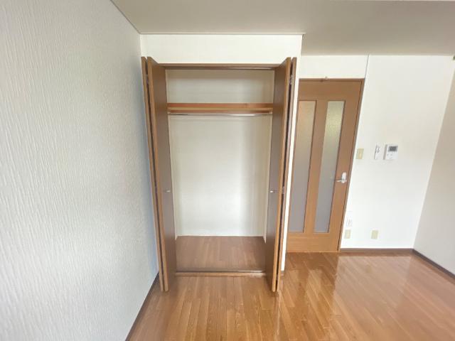 大石ビル 部屋画像