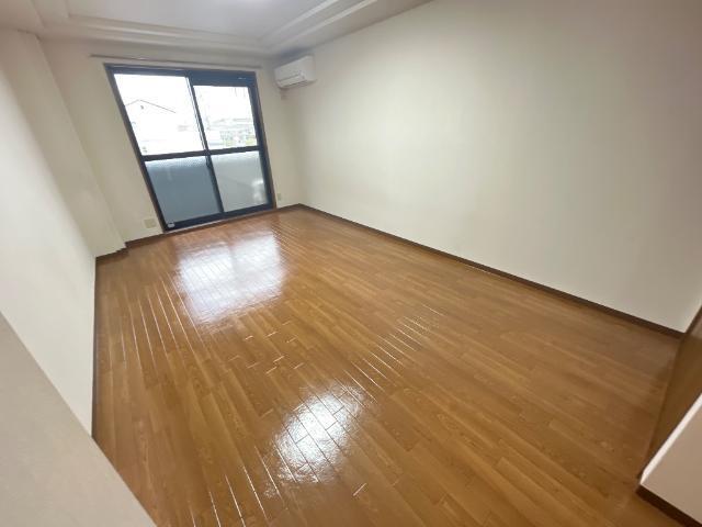 大石ビル 部屋画像
