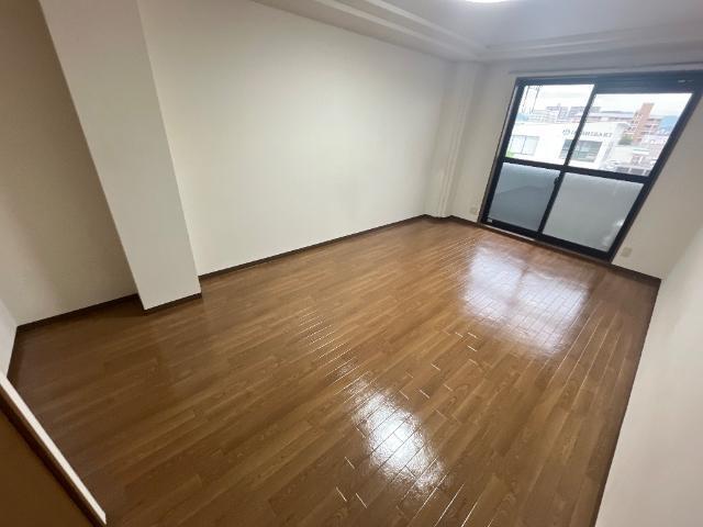大石ビル 部屋画像