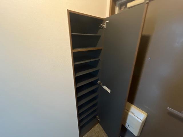 大石ビル 部屋画像