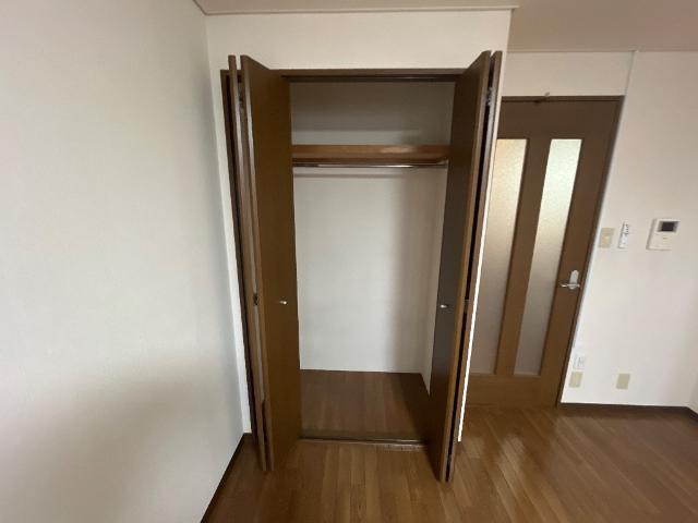 大石ビル 部屋画像