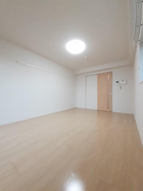 エムウッド　グラーツィア（601） 室内