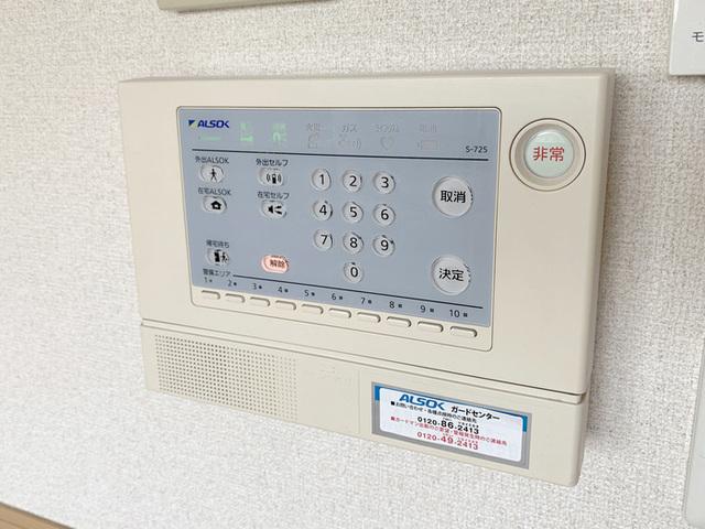 イーズフィールド　Ｂ（206） 部屋画像