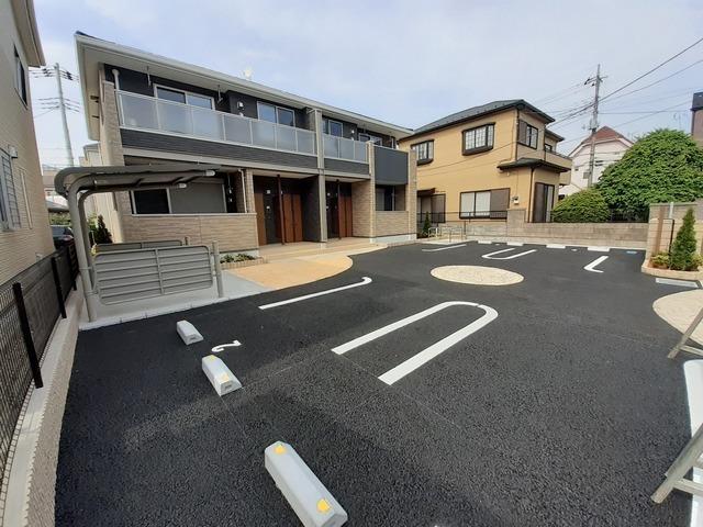 ピエス　シュシュ（102） 駐車場